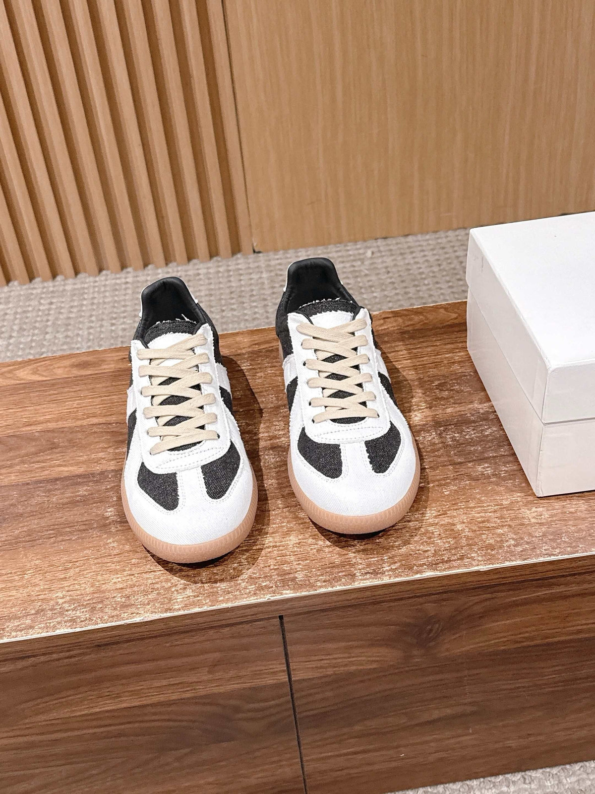 Multicolour Sneakers