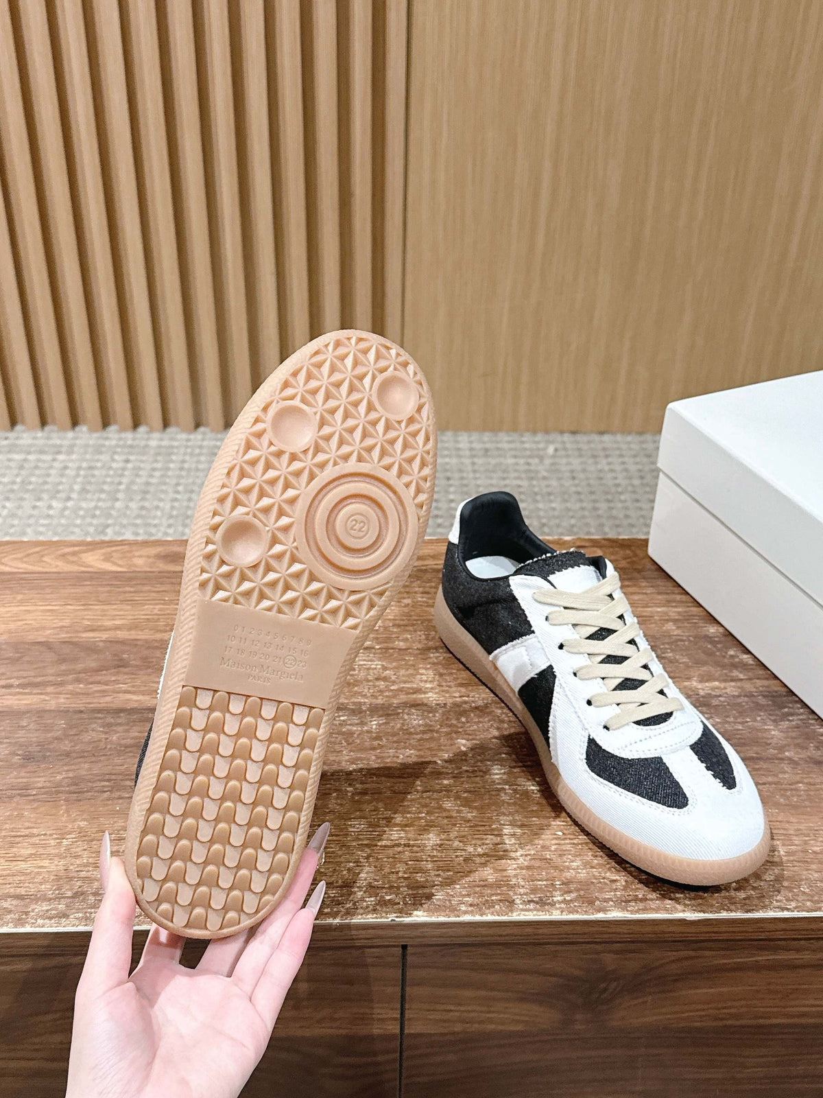 Multicolour Sneakers