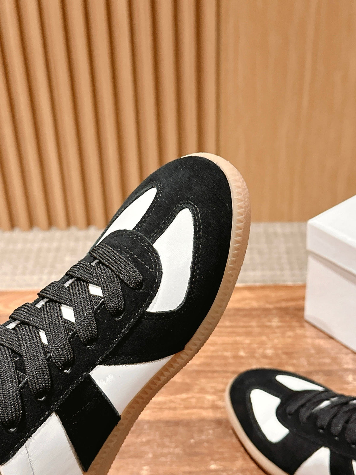 Multicolour Sneakers