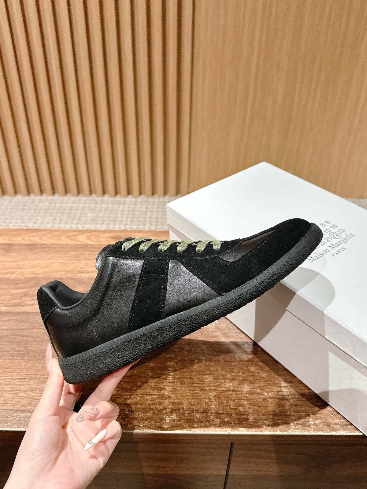 Multicolour Sneakers