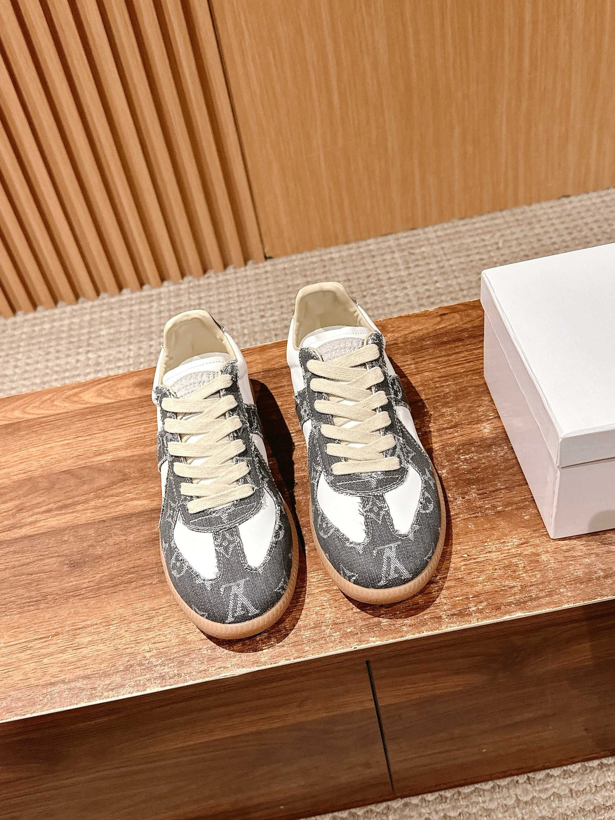 Multicolour Sneakers