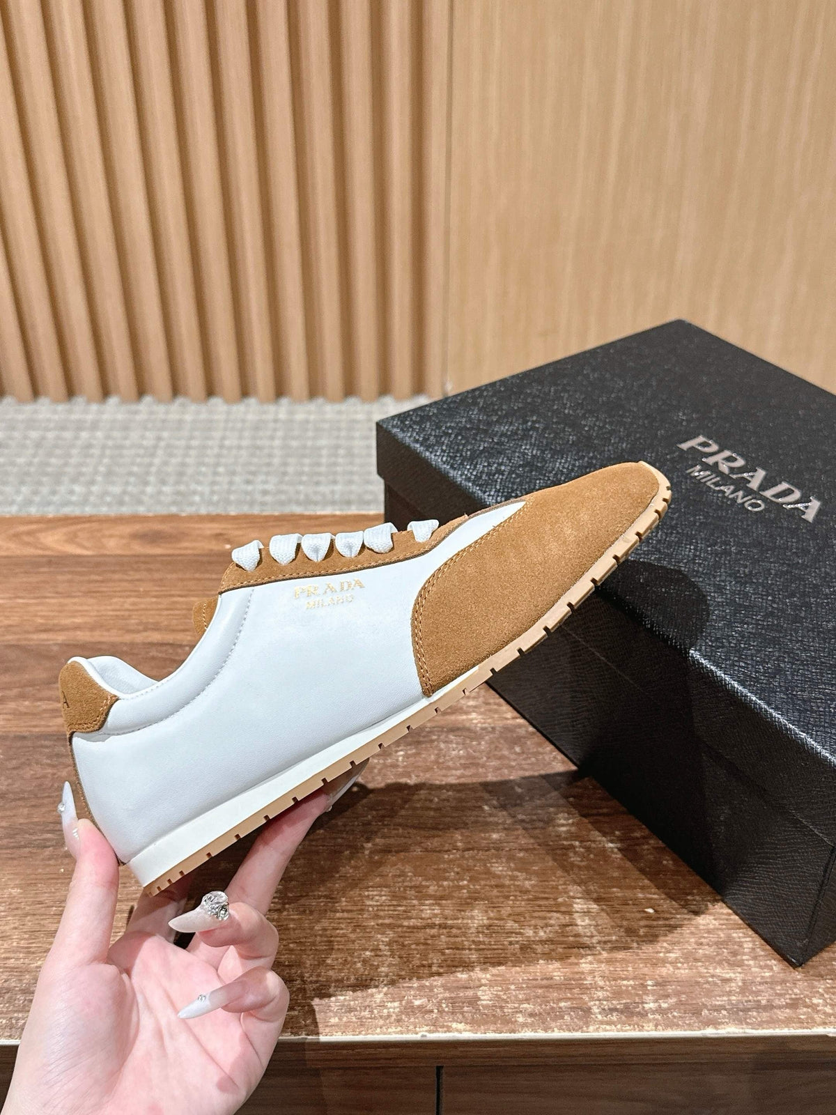 White Leather Colourblock Low-Top - Women's