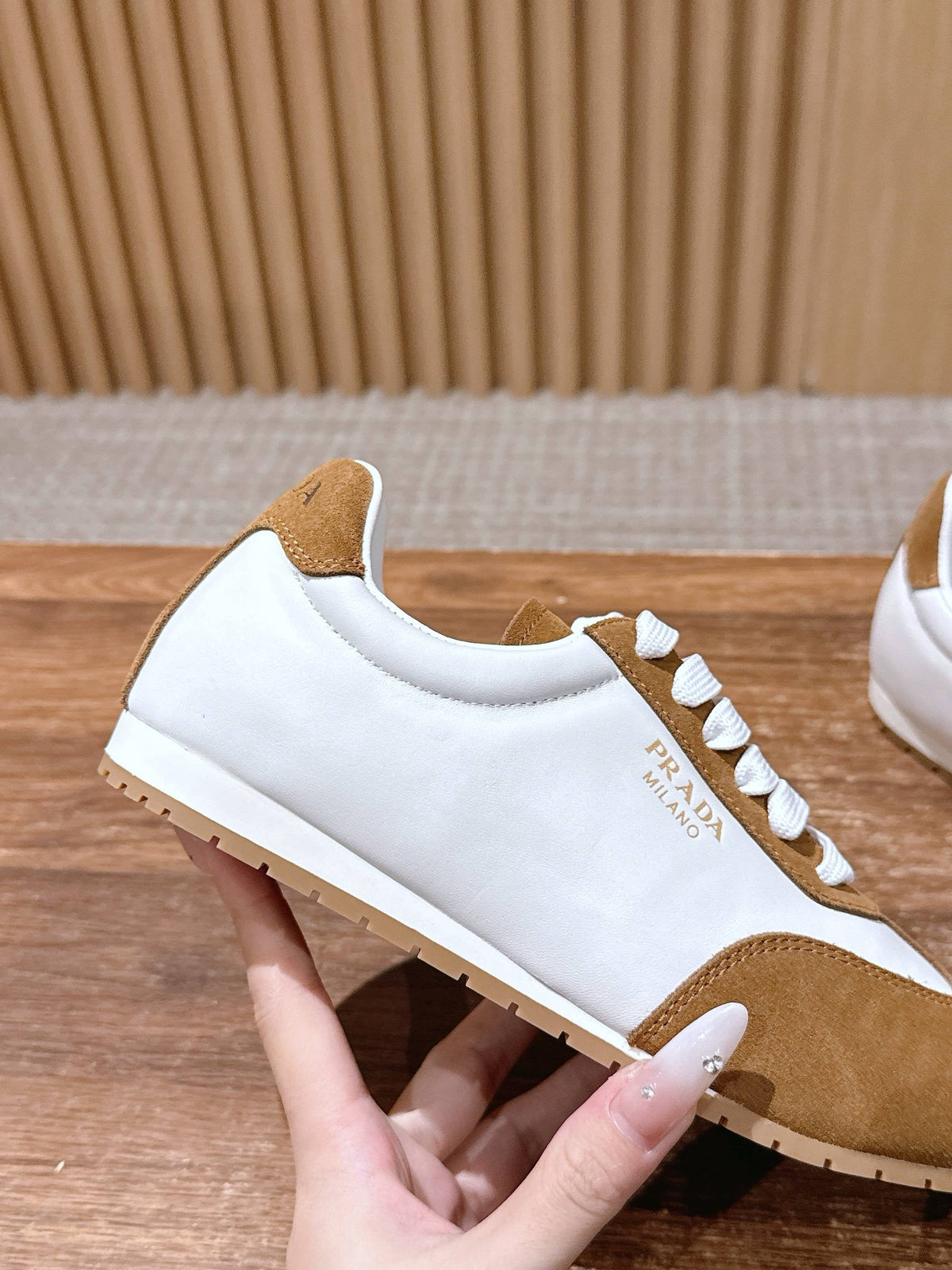 White Leather Colourblock Low-Top - Women's