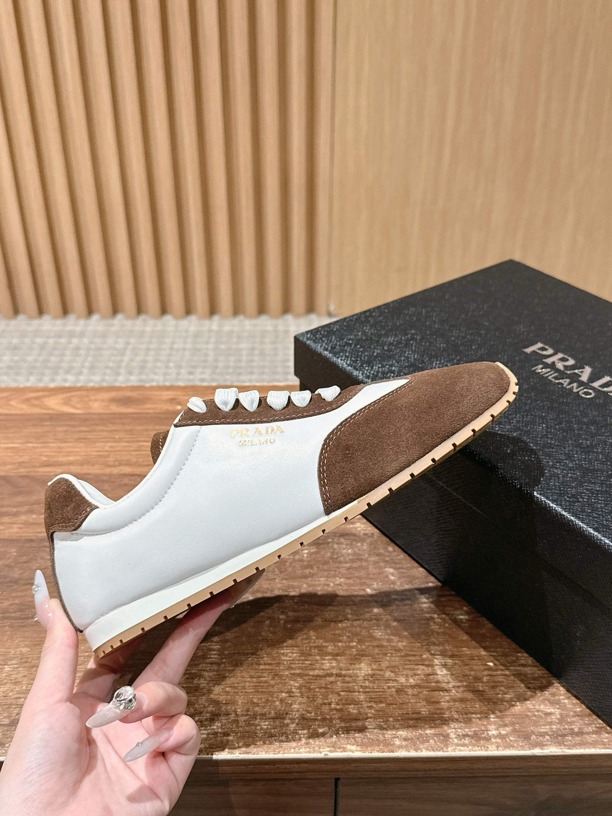 White Leather Colourblock Low-Top - Women's