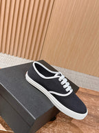 Black Canvas Contrast Sole Low-Top - Women's