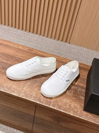 Black Canvas Contrast Sole Low-Top - Women's