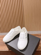 Black Canvas Contrast Sole Low-Top - Women's