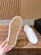 Black Canvas Contrast Sole Low-Top - Women's
