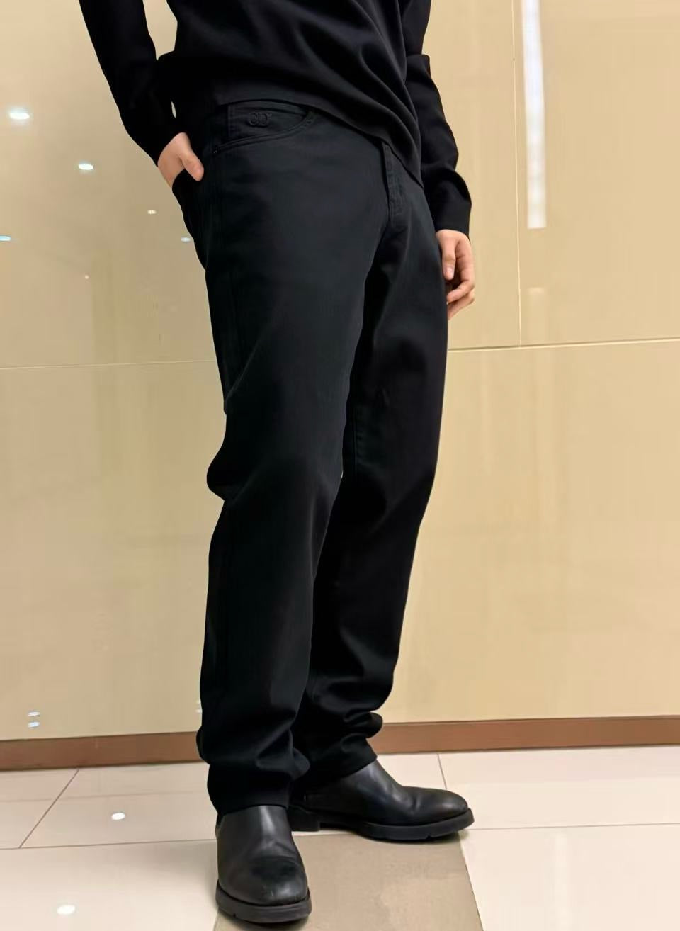 Black Wool Plain Straight - Women's