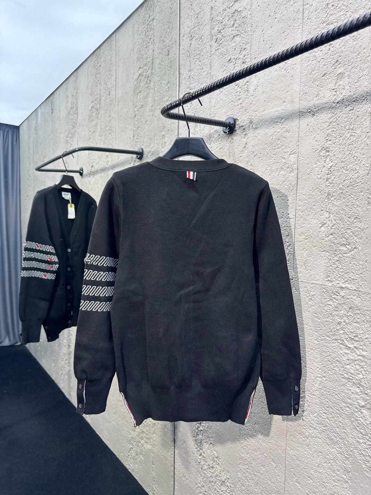 4-Bar Cardigan Charcoal - Men's
