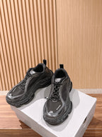 Black Sneakers