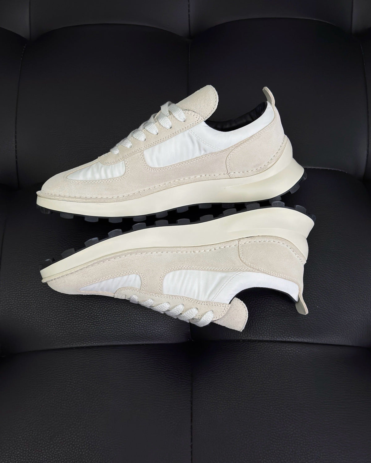 Leather Low-Top Cream Sneakers - Men's