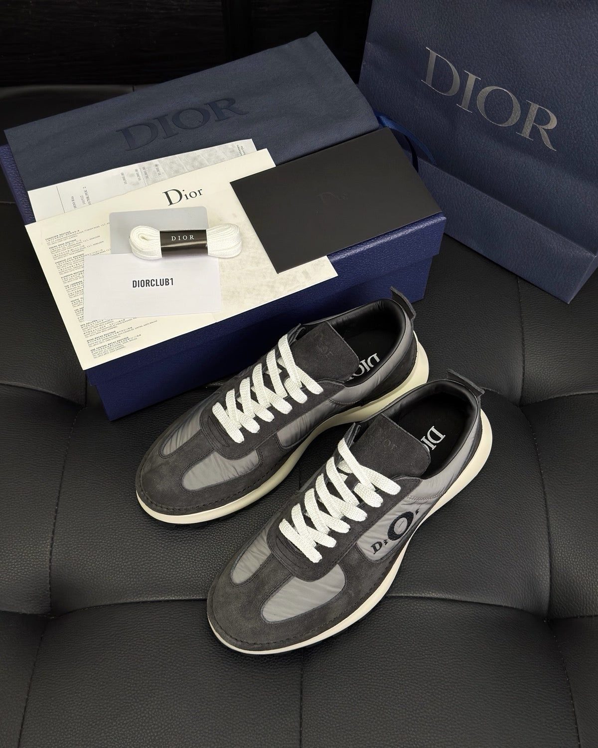 Leather Low-Top Cream Sneakers - Men's