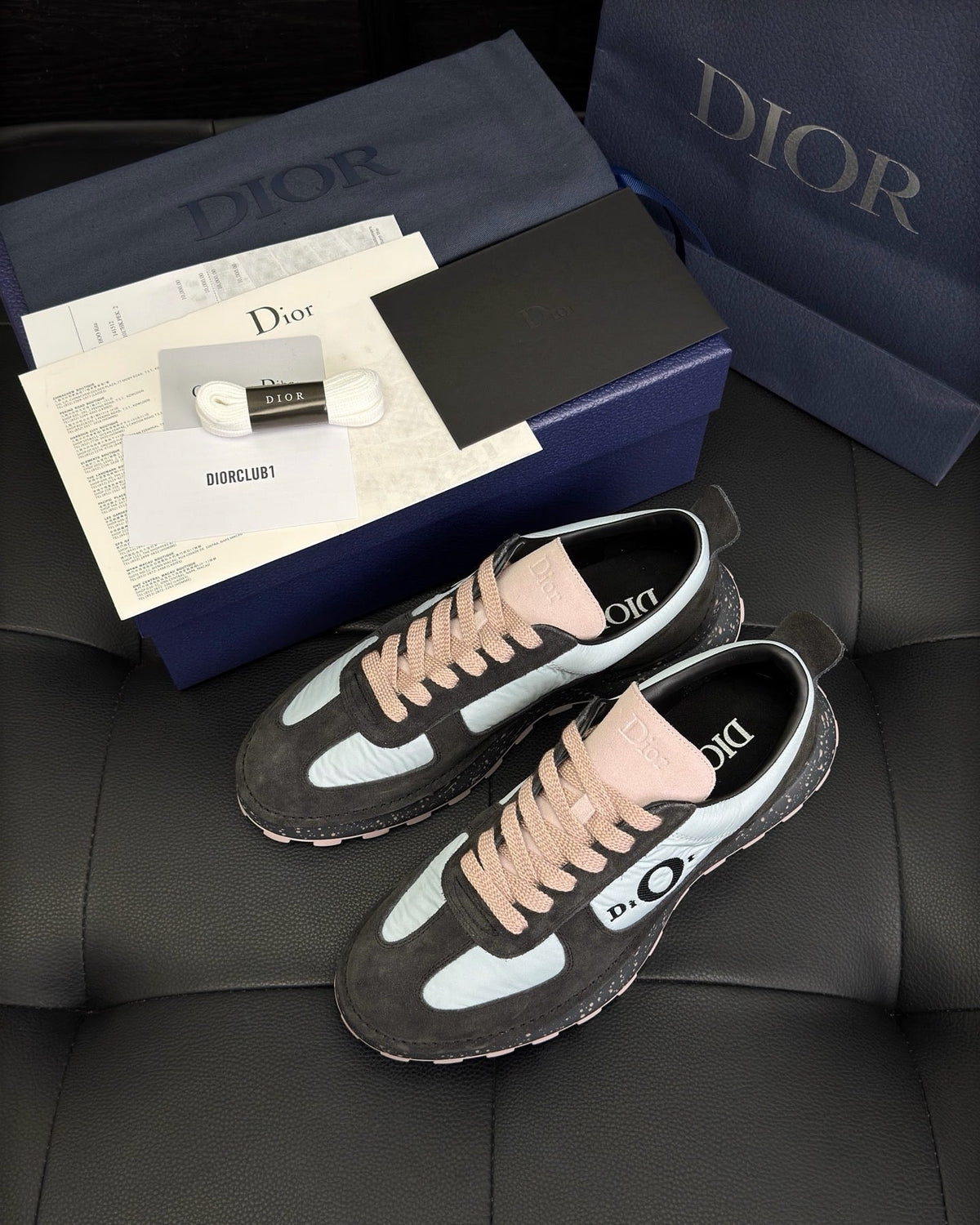 Leather Low-Top Cream Sneakers - Men's