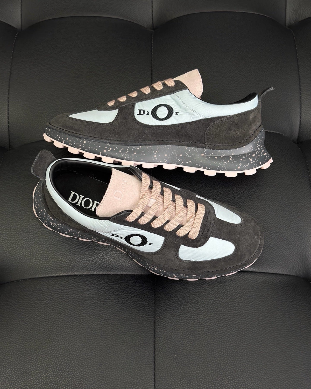 Leather Low-Top Cream Sneakers - Men's