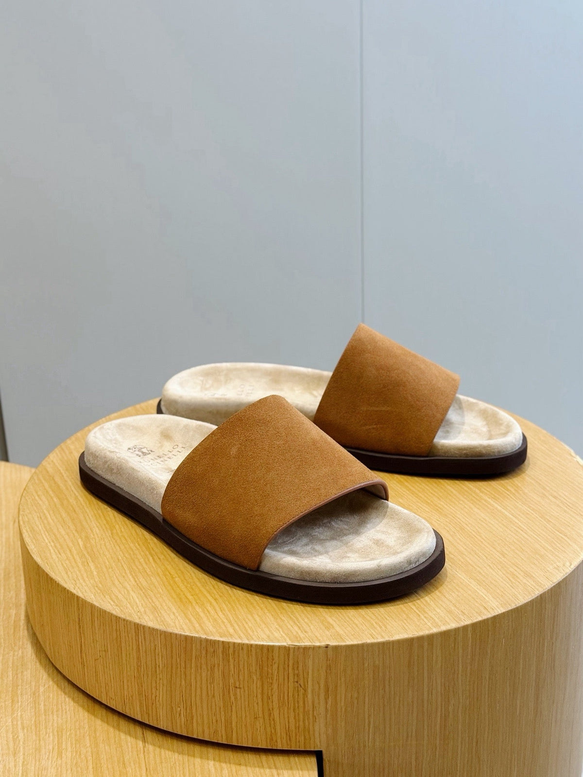 Brown Suede Contrast Footbed Crossover - Men's