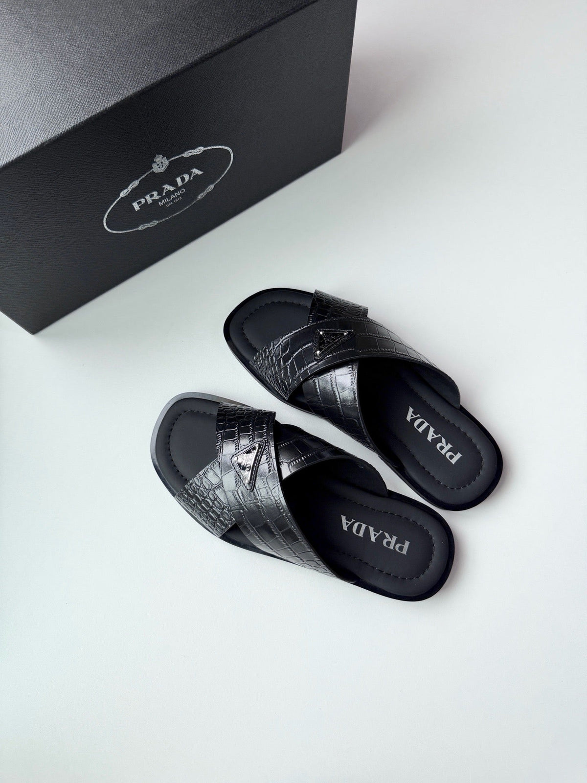Black Leather Croc Crossover - Men's