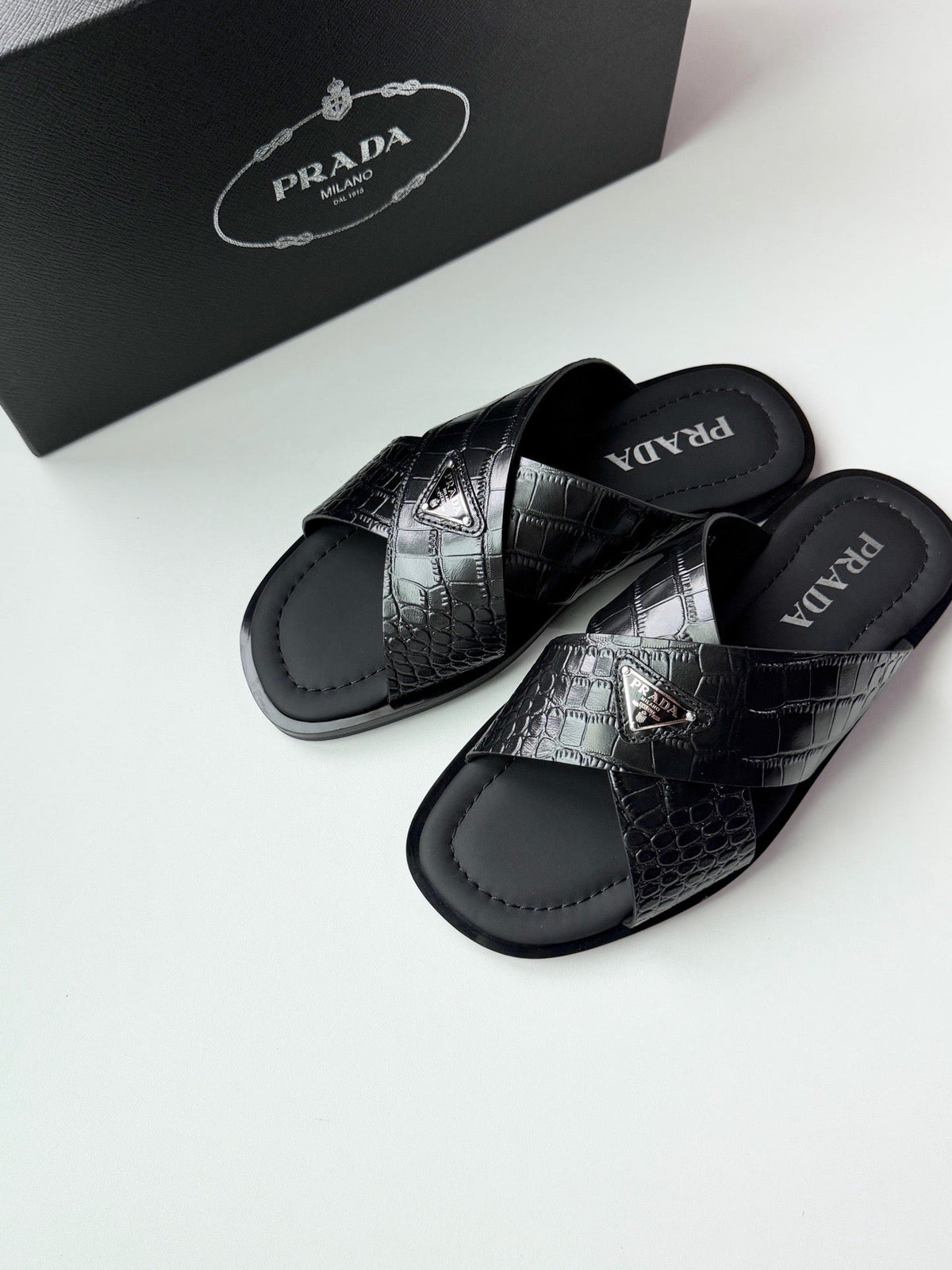 Black Leather Croc Crossover - Men's
