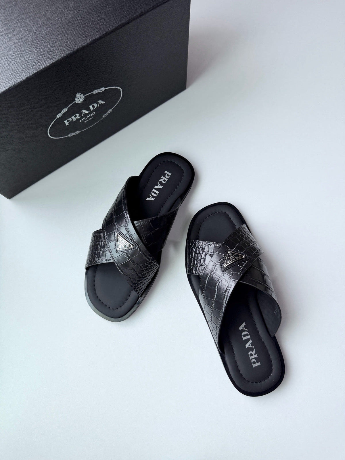 Black Leather Croc Crossover - Men's