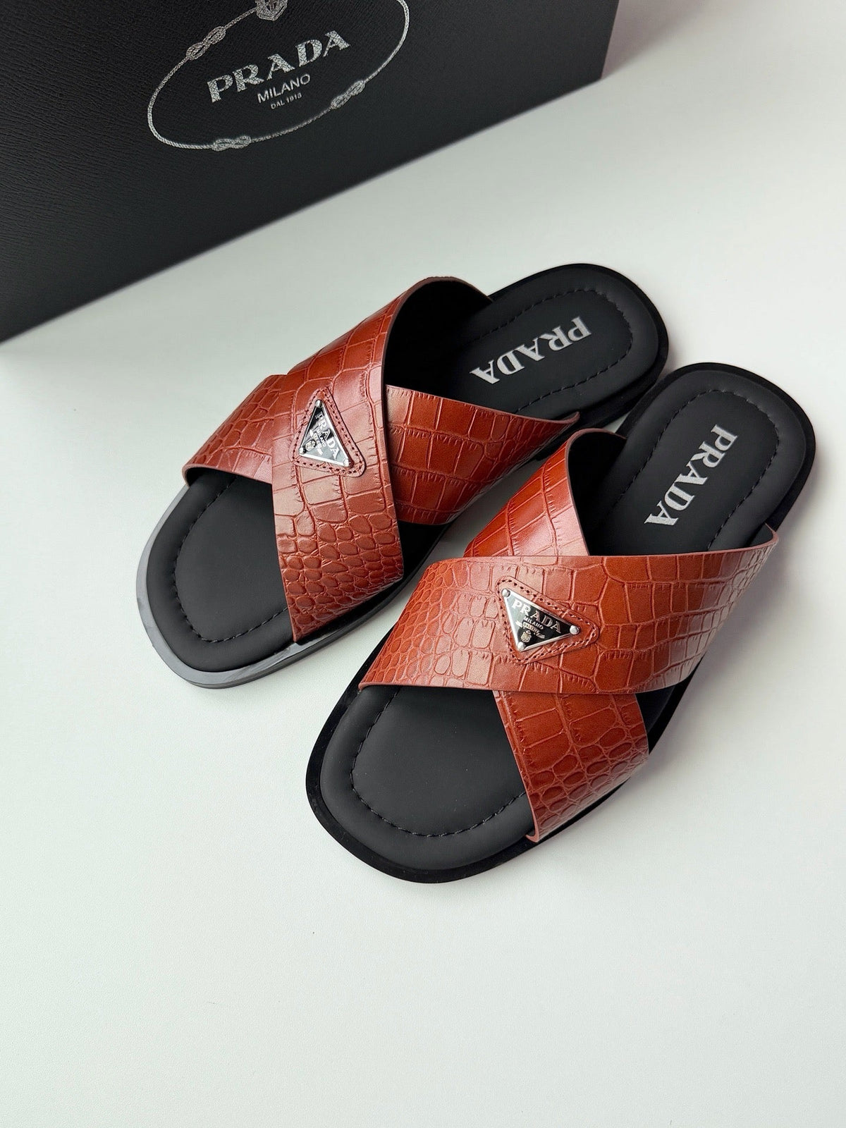 Black Leather Croc Crossover - Men's
