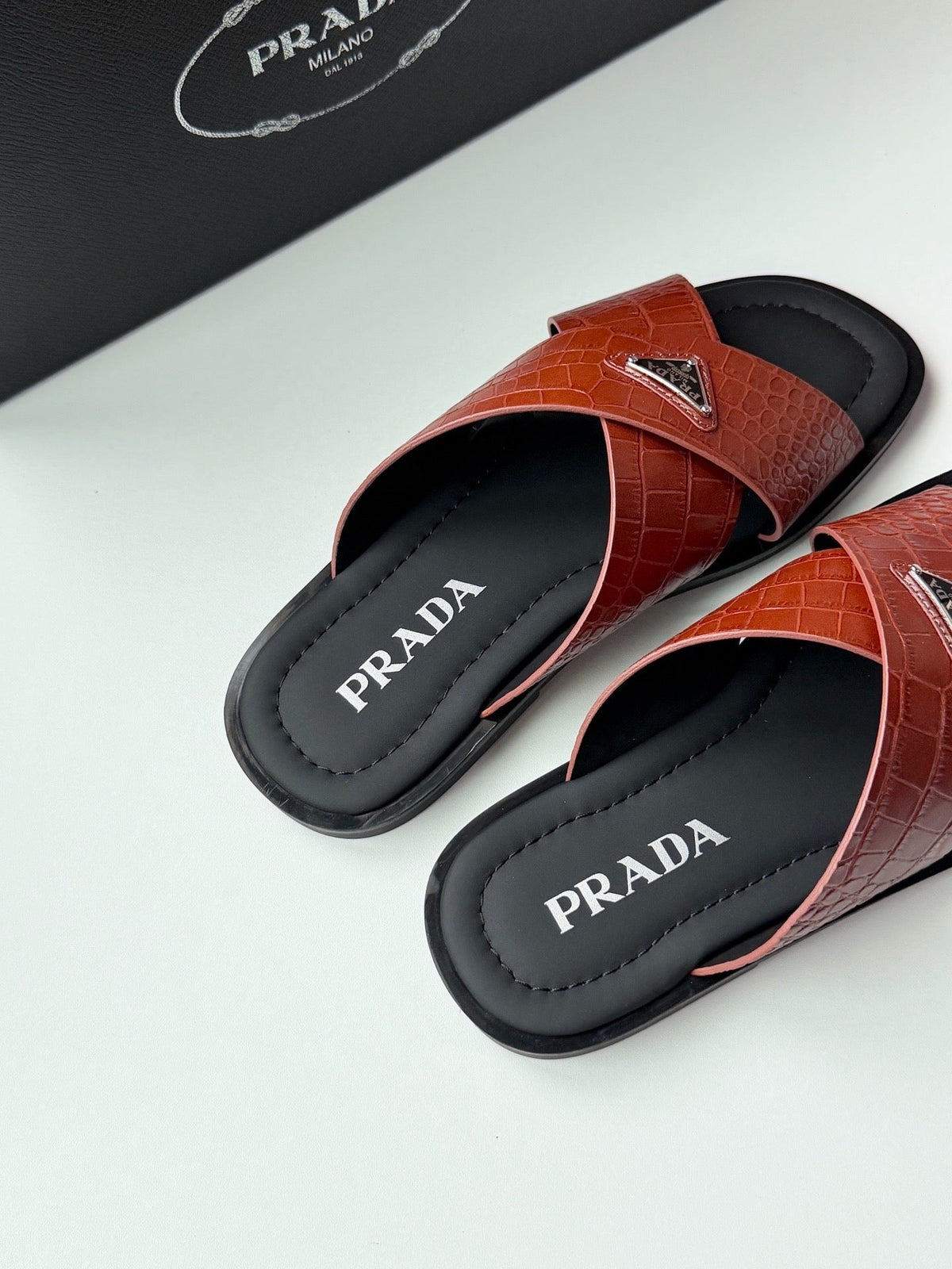 Black Leather Croc Crossover - Men's
