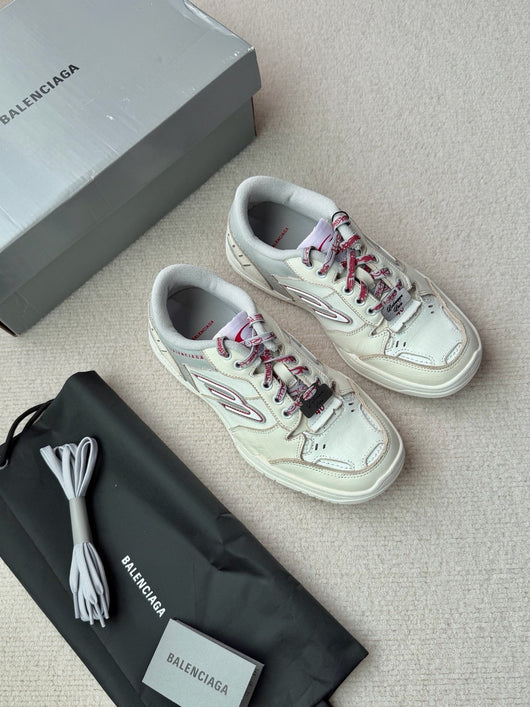 Distressed Mesh White and Pink Sneakers