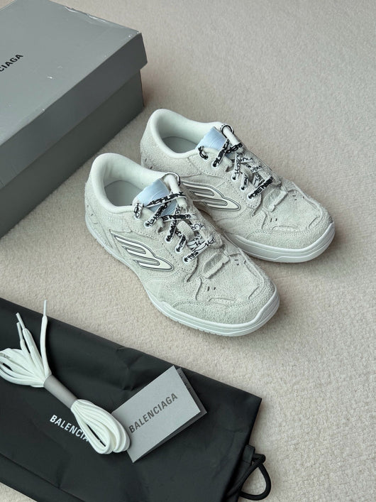 Distressed Mesh White and Pink Sneakers