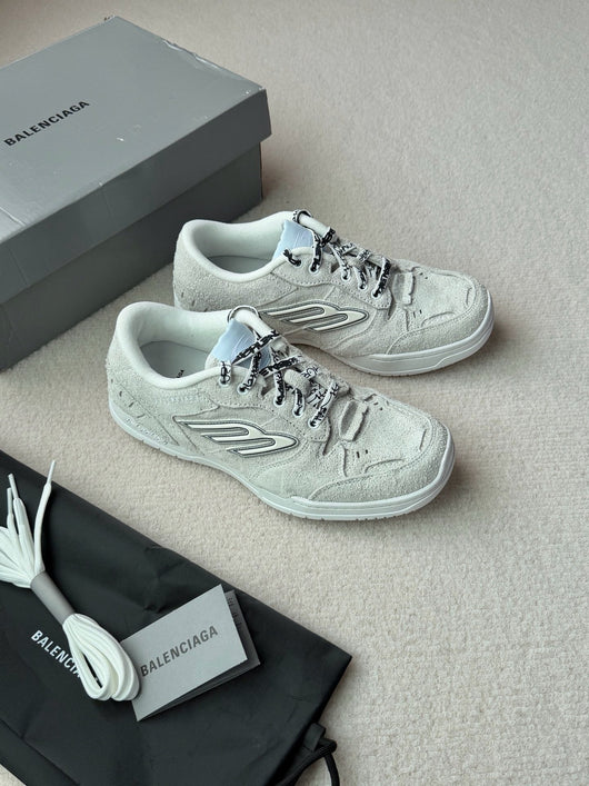 Distressed Mesh White and Pink Sneakers