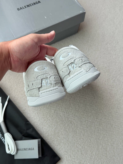 Distressed Mesh White and Pink Sneakers