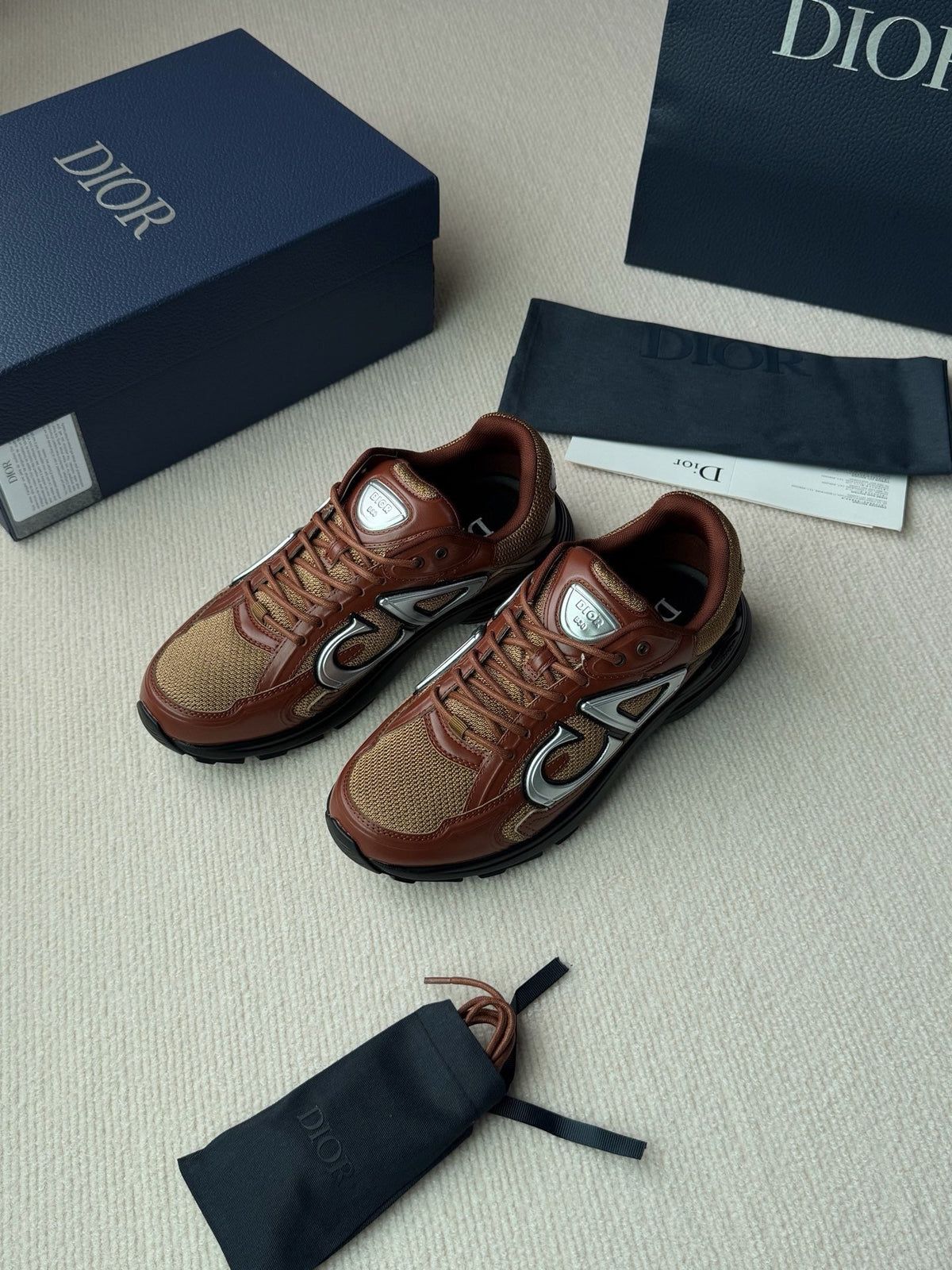 Mesh Runner Burgundy Sneakers - Men's