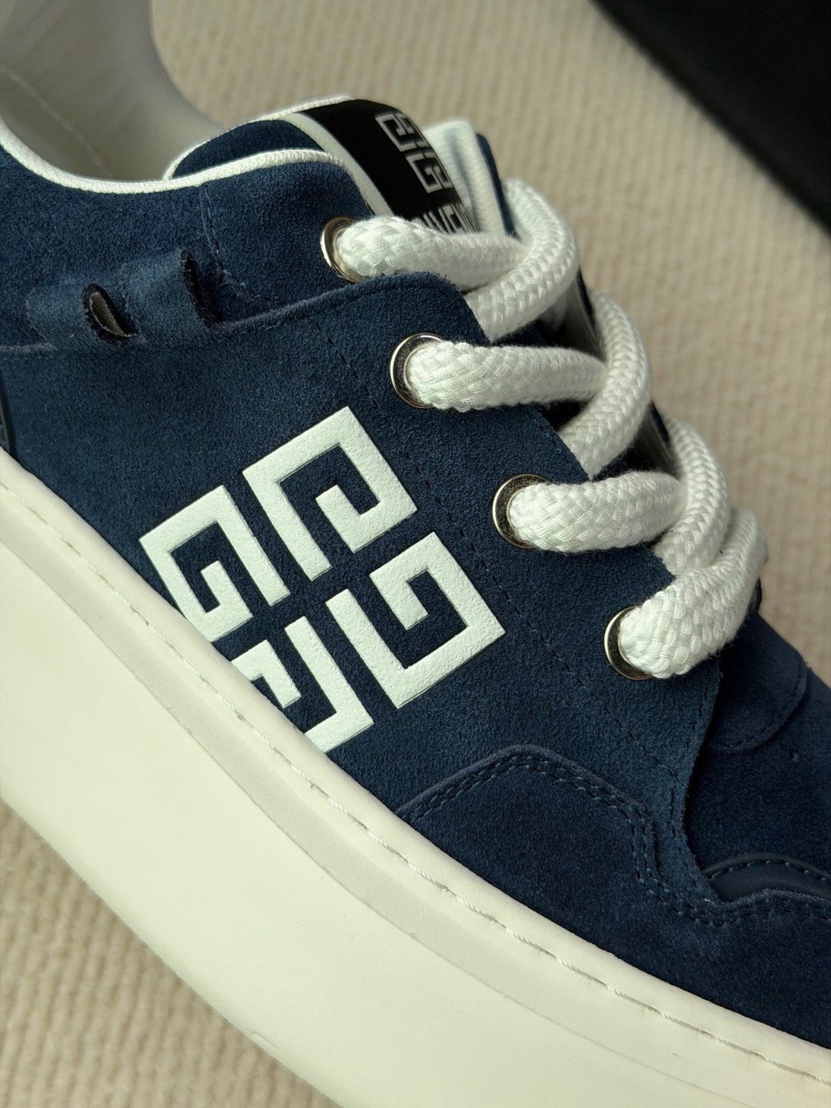 Grey Suede Contrast Sole Low-Top - Men's