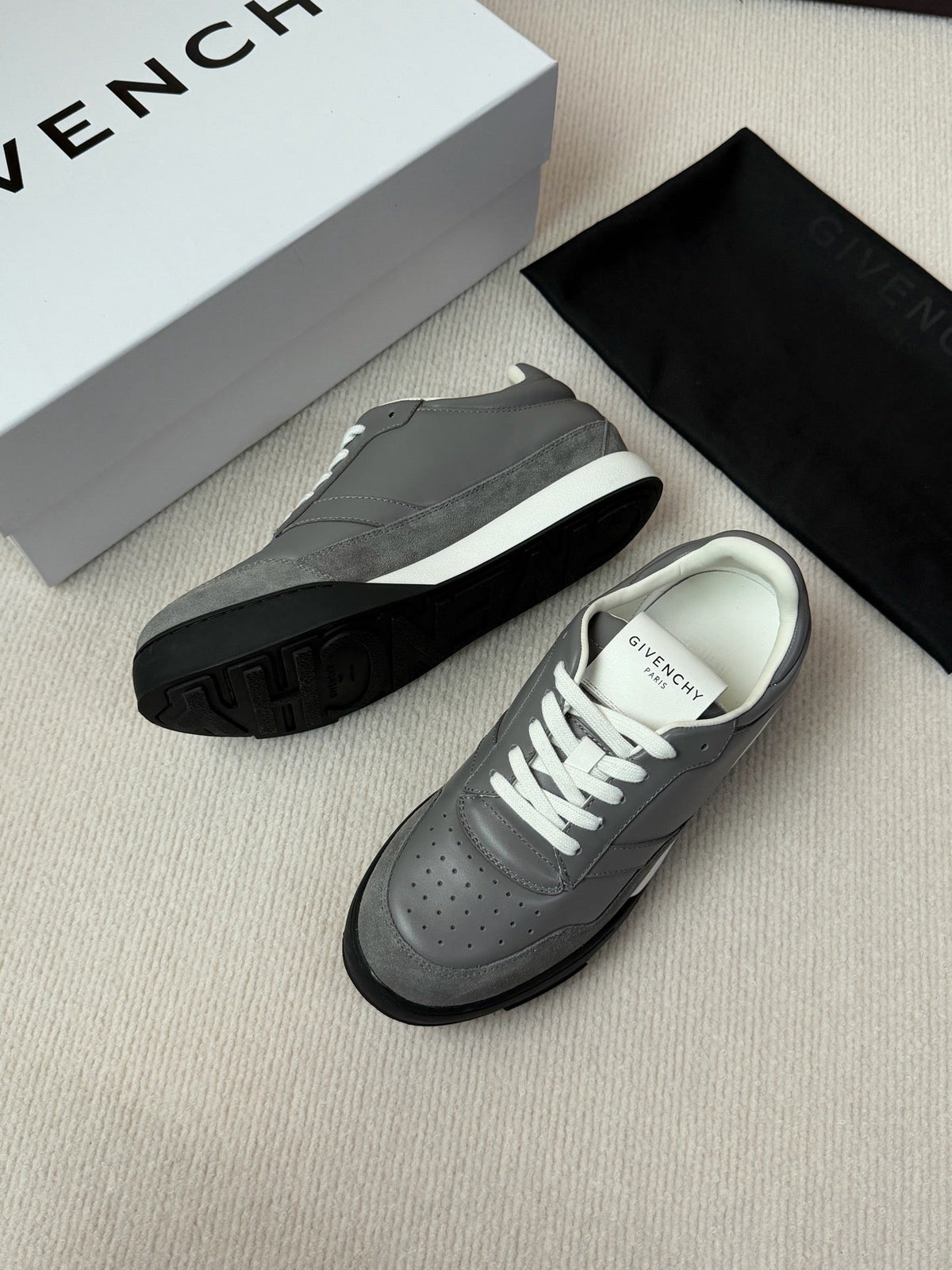 Grey Suede Contrast Sole Runner - Men's