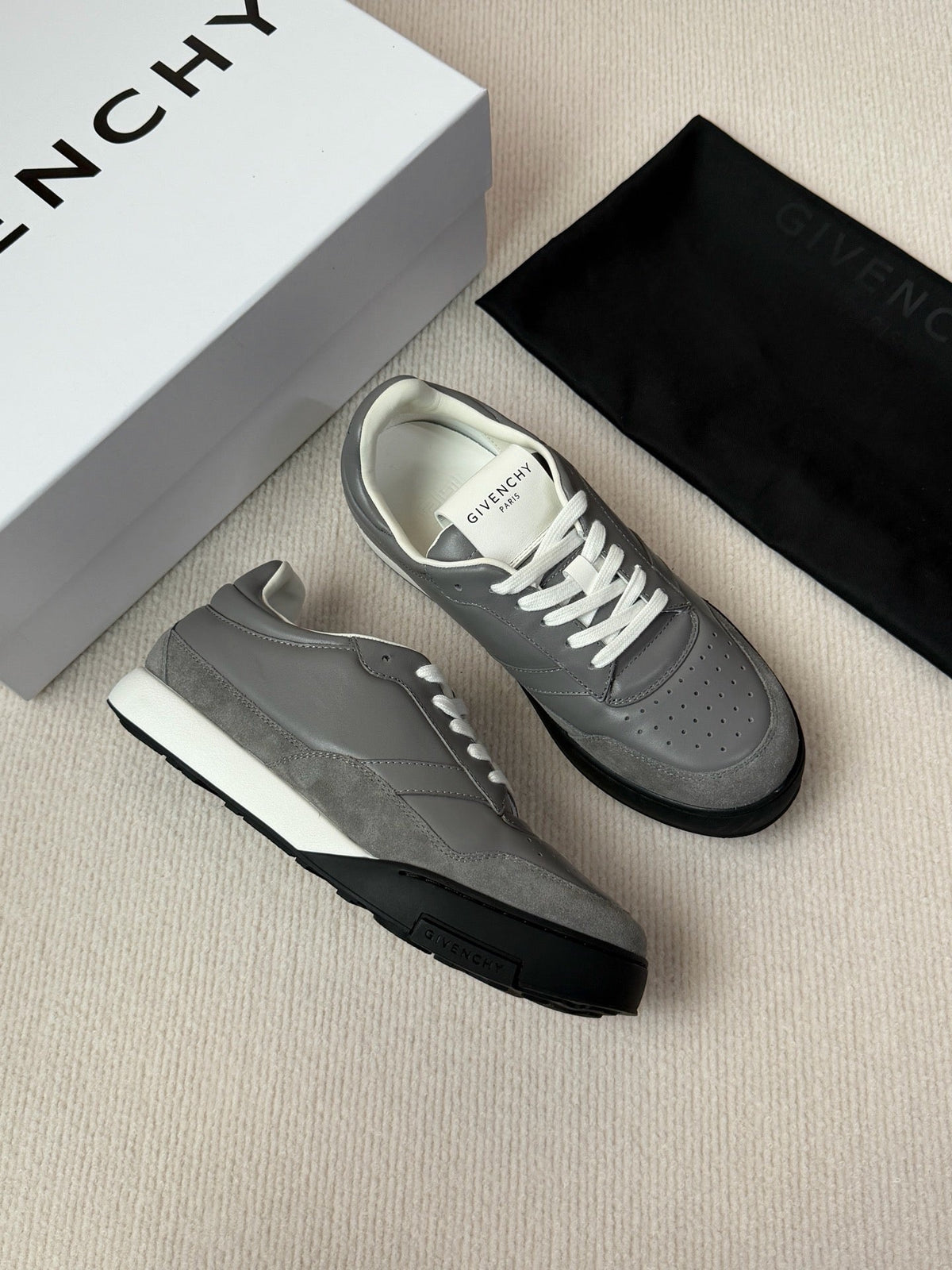 Grey Suede Contrast Sole Runner - Men's