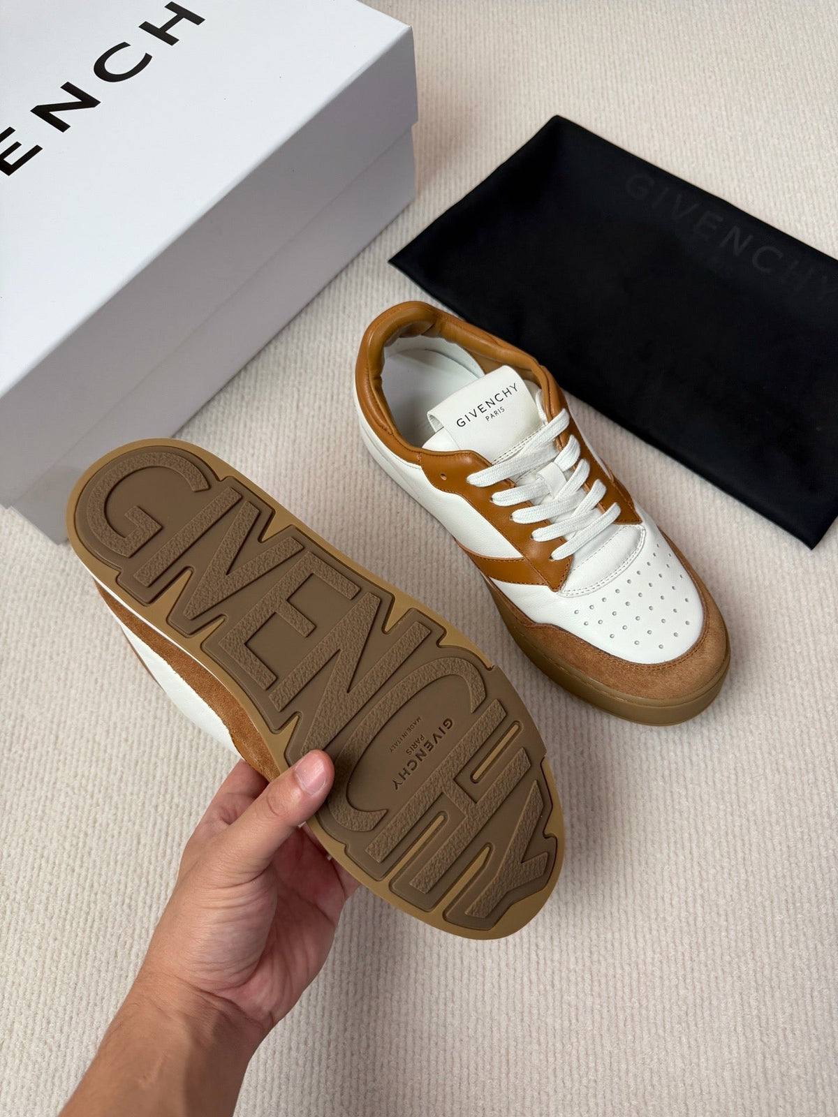 Grey Suede Contrast Sole Runner - Men's