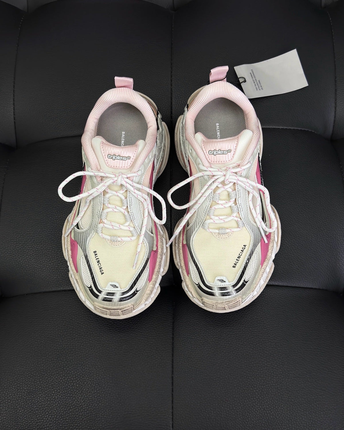 Cream Mesh Graphic Chunky - Women's