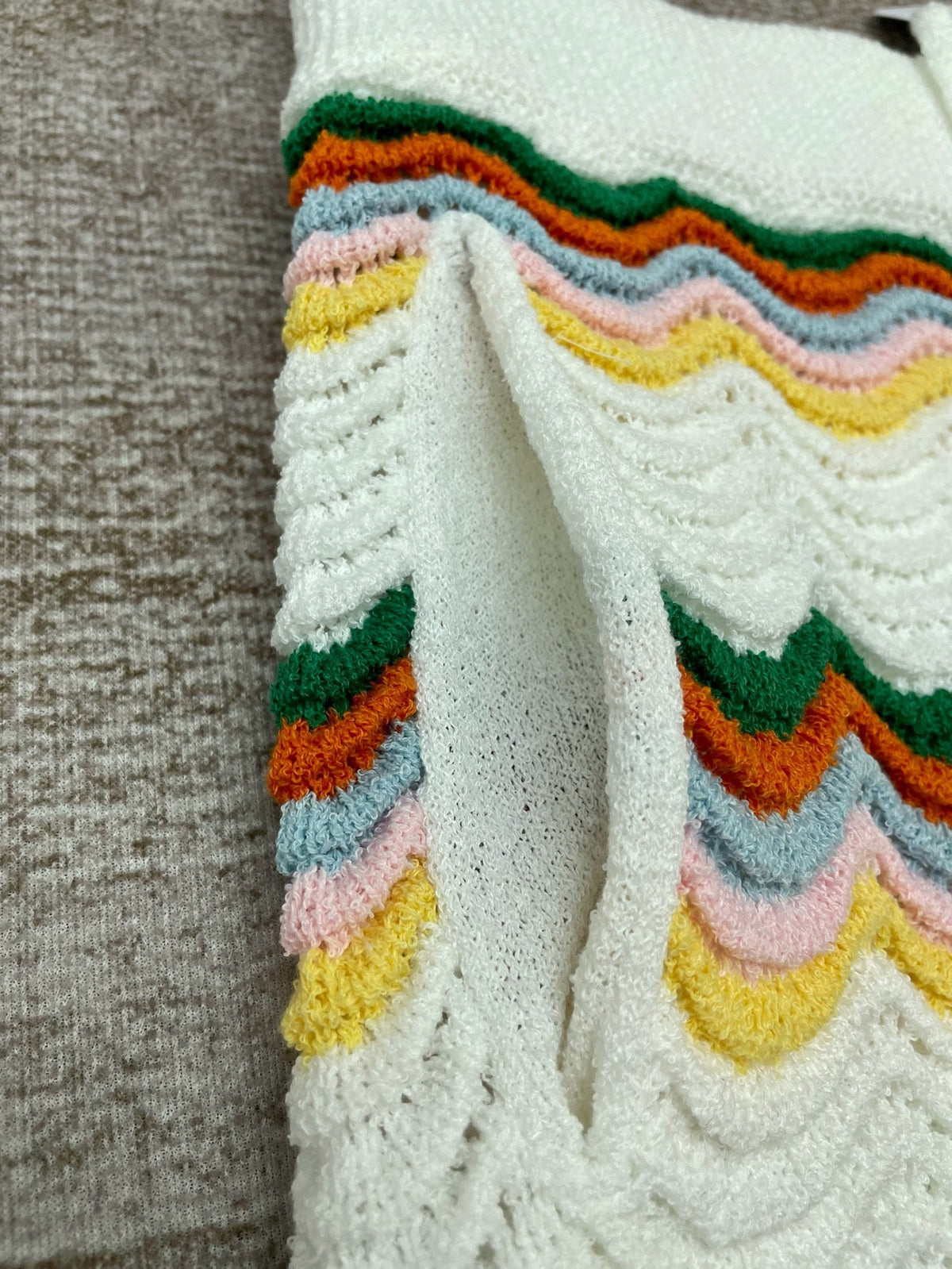 Multicolour Wave Knit Shorts - Men's