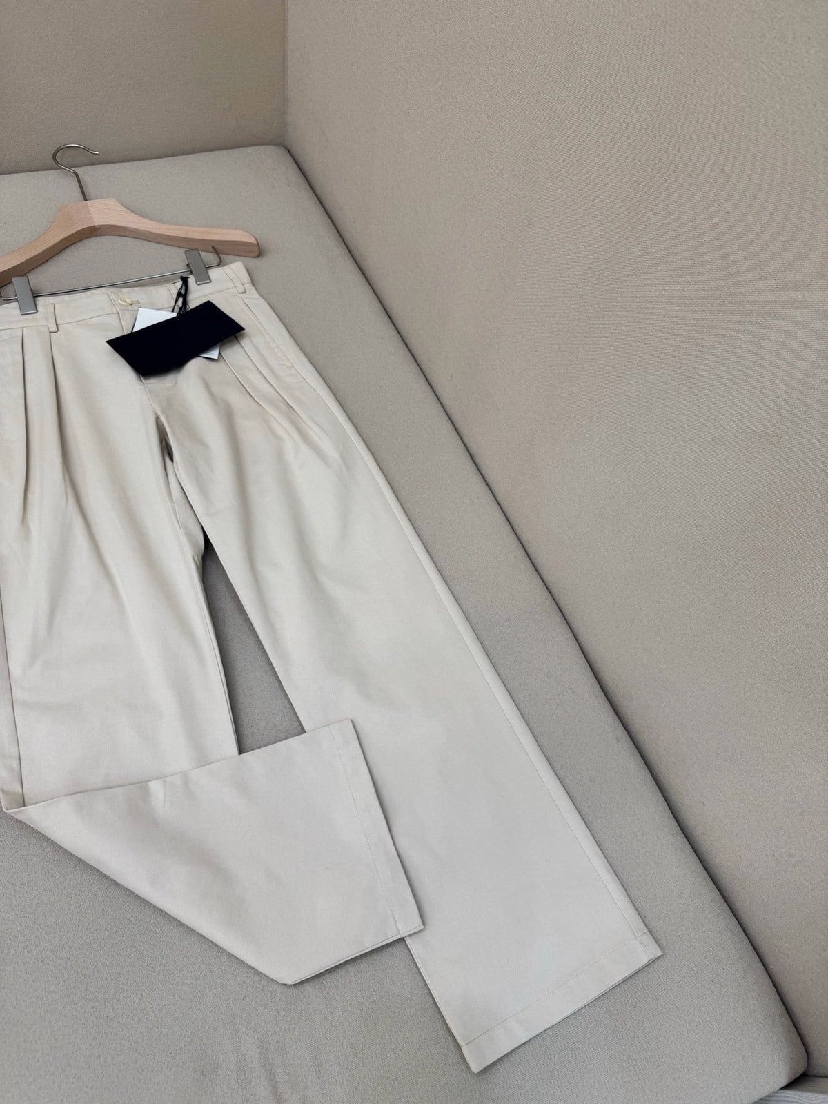 Cream Cotton Pleated Wide-Leg - Men's