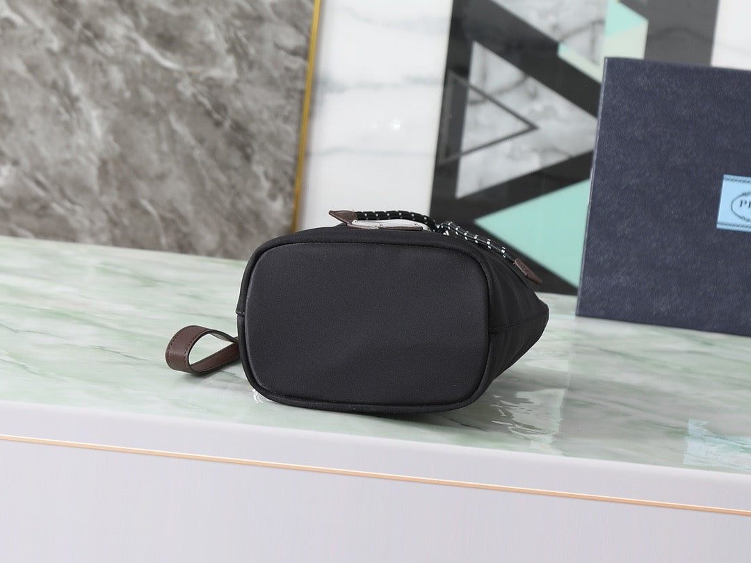 Black Bucket Bag