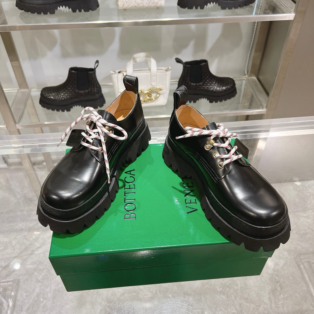 Black Boots