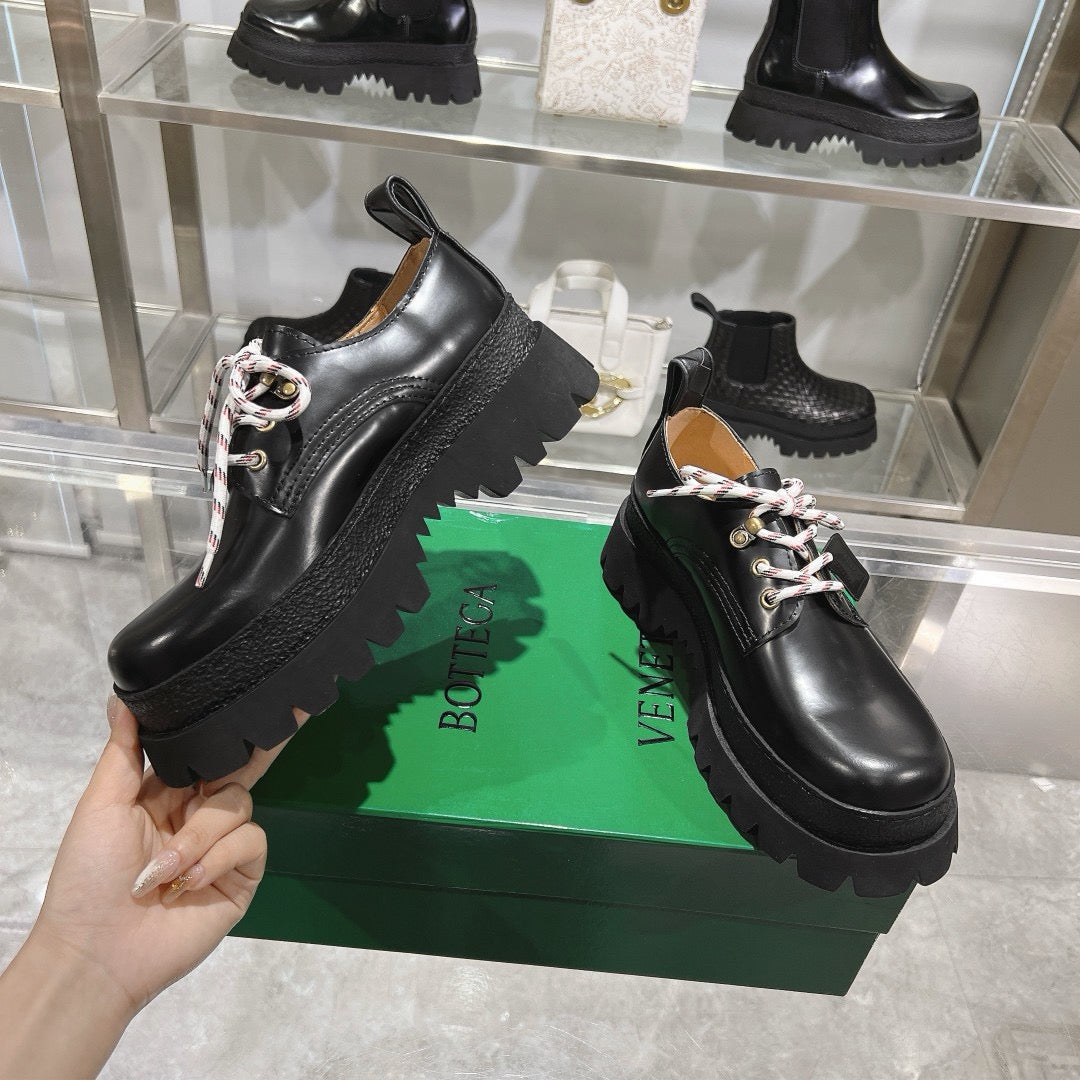 Black Boots