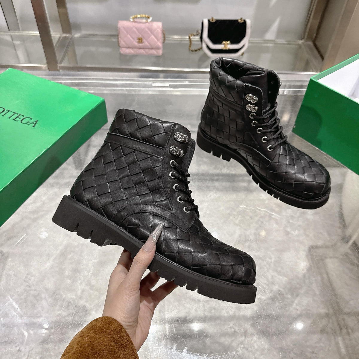 Black Boots