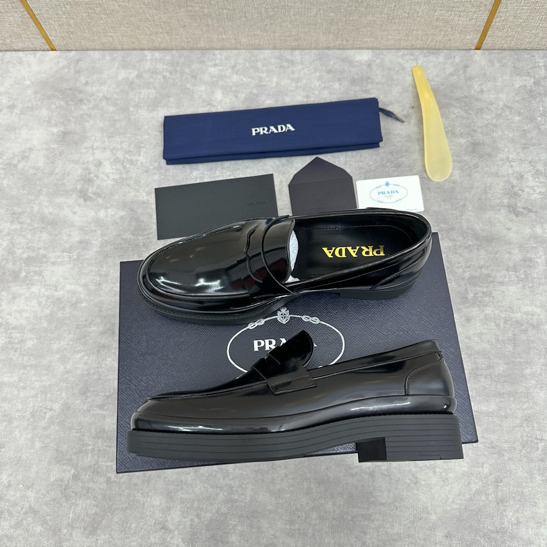 Black Derby Shoes - Men's
