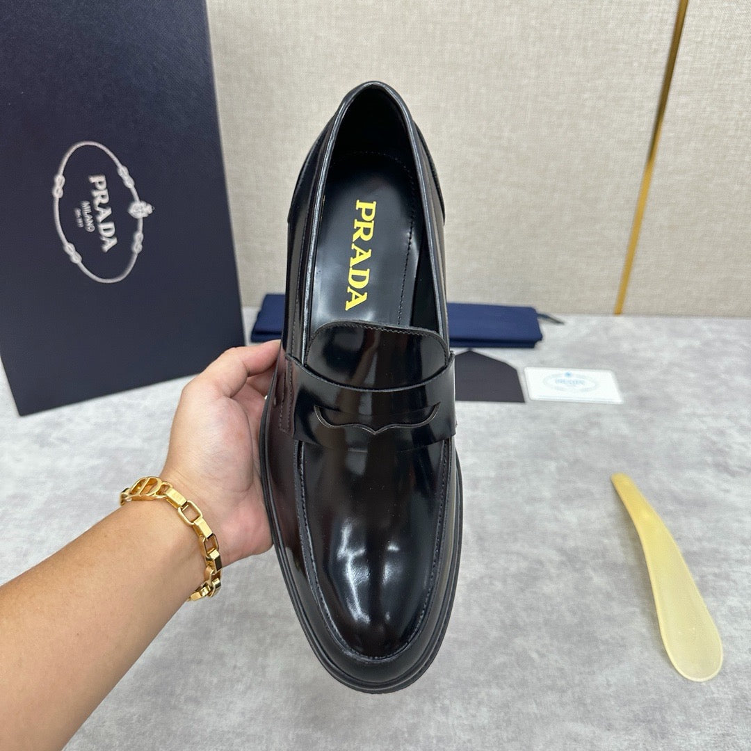 Black Derby Shoes - Men's