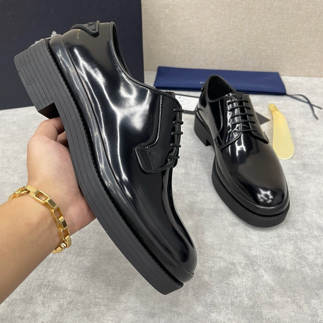 Black Derby Shoes - Men's