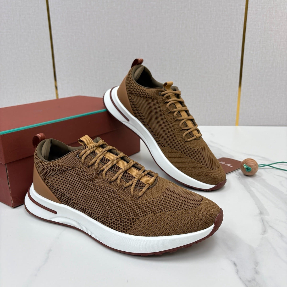 Black Mesh Tonal Runner - Men's