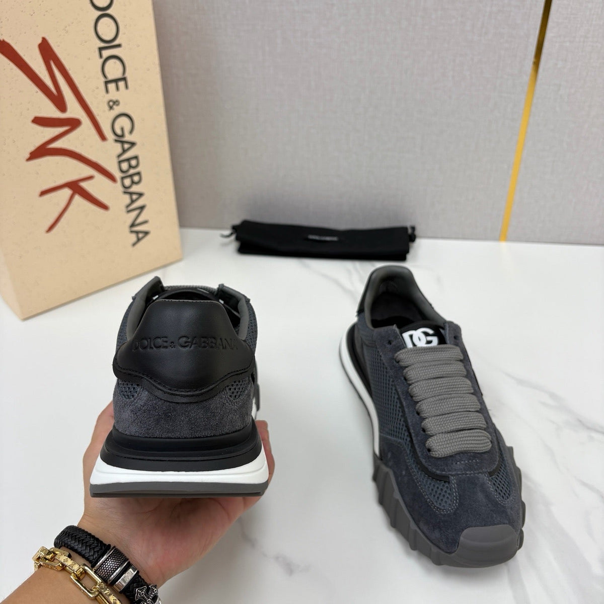 Black Mesh Contrast Sole Runner - Men's