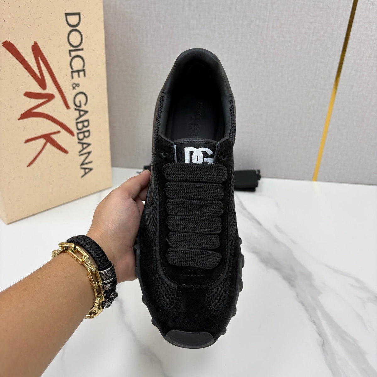 Black Mesh Contrast Sole Runner - Men's