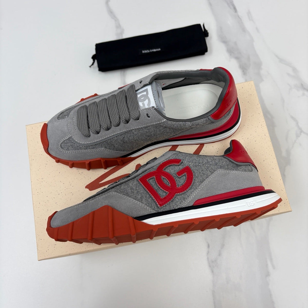 Black Mesh Tonal Runner - Men's