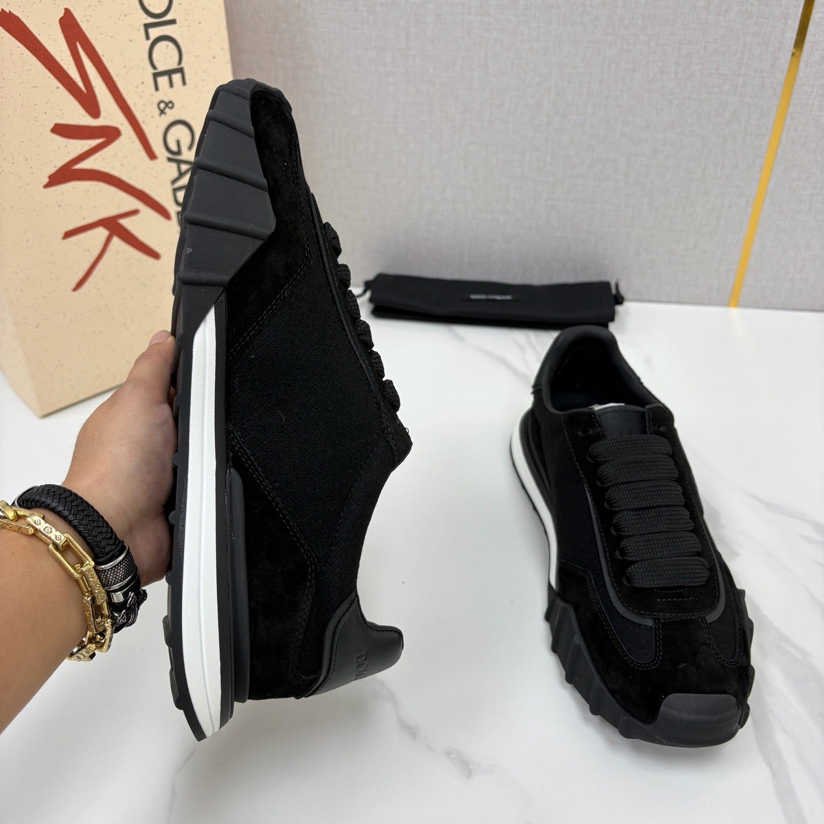 Black Mesh Tonal Runner - Men's