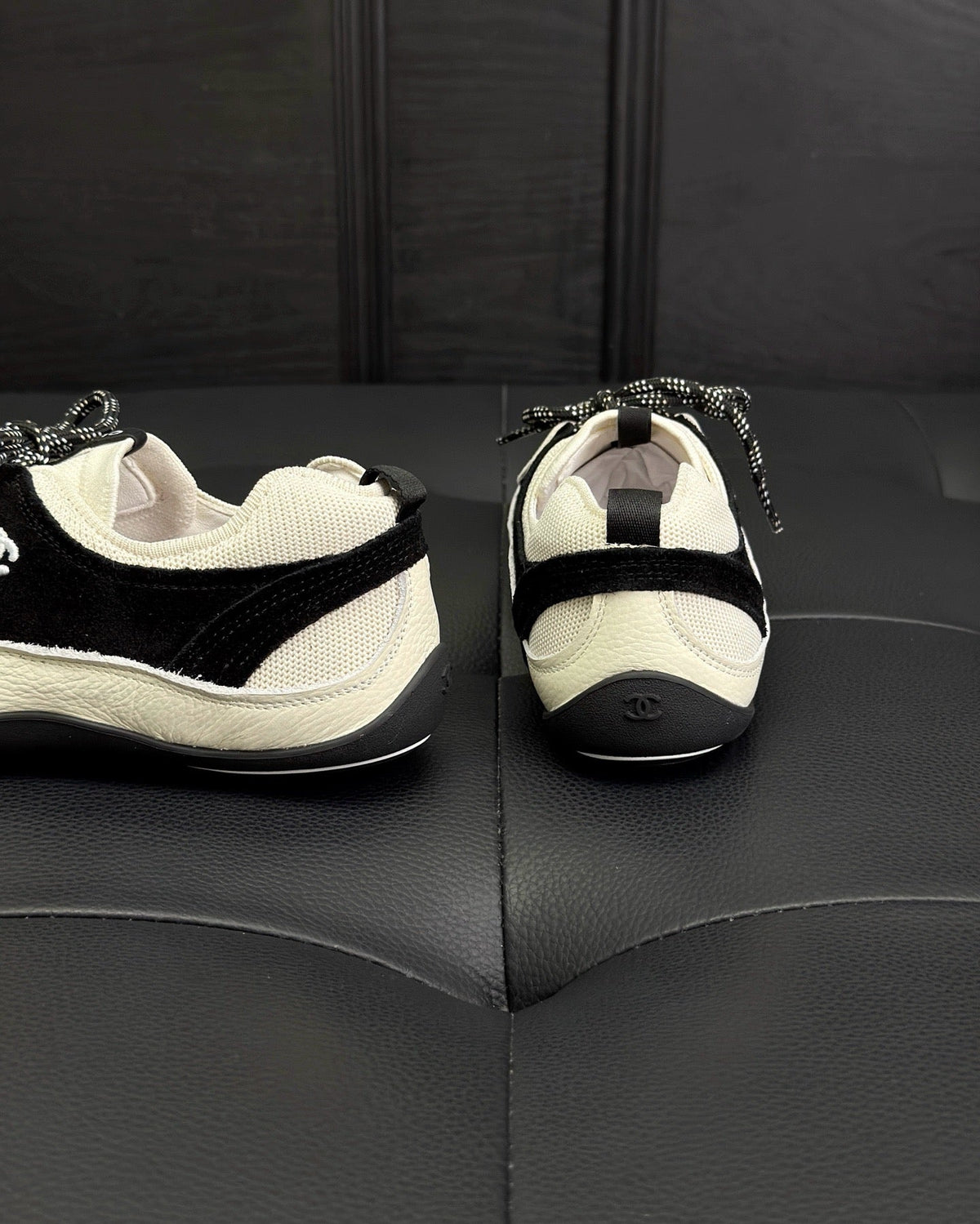 Cream Leather Two-Tone Low-Top - Women's